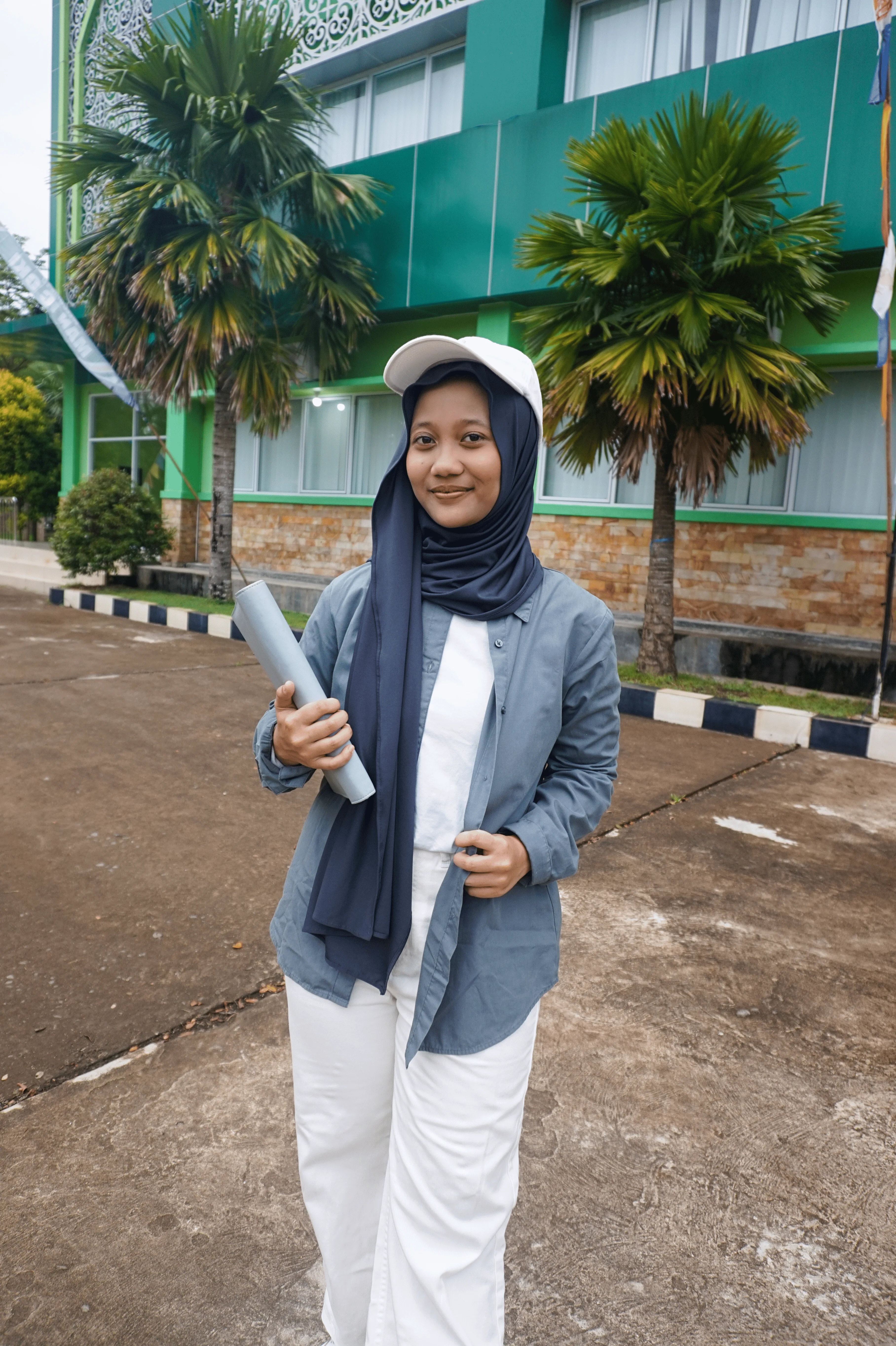 Sekretaris I - Farras Adzkia Azzahra